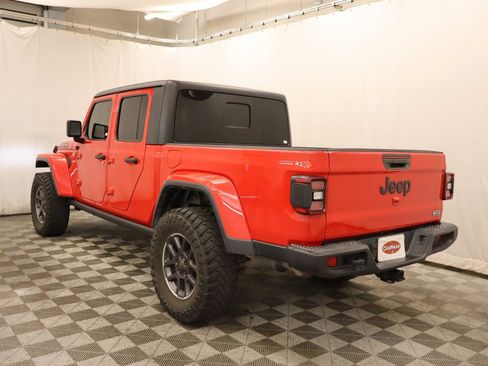 Used 2020 Jeep Gladiator Overland AWD/4WD image 3