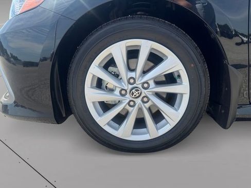 Used 2024 Toyota Camry LE FWD image 9