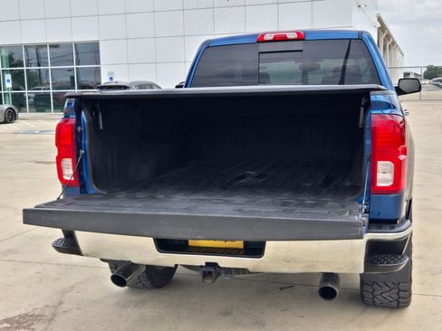 Used 2018 Chevrolet Silverado 1500 LTZ w/ Texas Edition RWD image 25