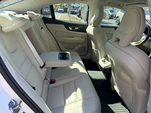 Used 2020 Volvo S60 T5 Momentum w/ Protection Package Premier image 20