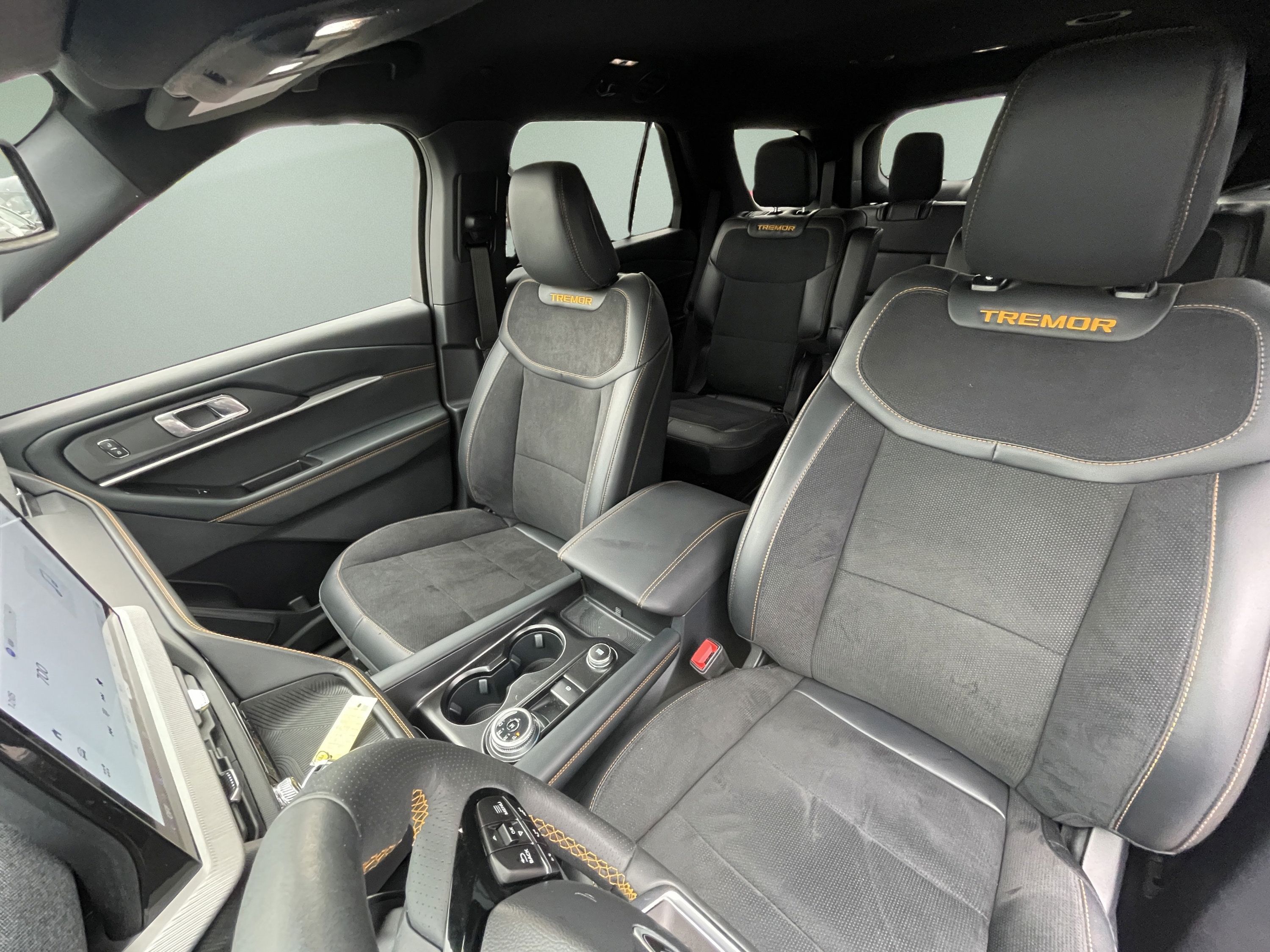 Used 2026 Ford Explorer Tremor w/ Tremor Convenience Package AWD/4WD image 19