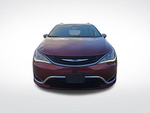 Used 2018 Chrysler Pacifica Limited image 12