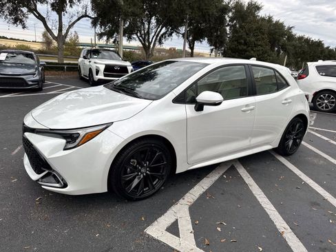 Used 2025 Toyota Corolla XSE image 5