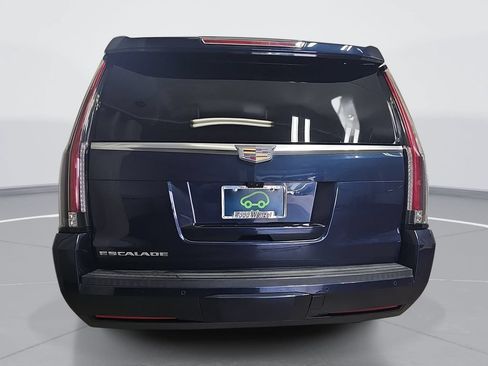 Certified 2017 Cadillac Escalade ESV Premium Luxury AWD/4WD image 5