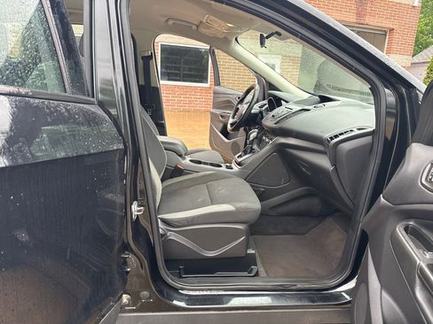 Used 2015 Ford Escape S FWD image 11