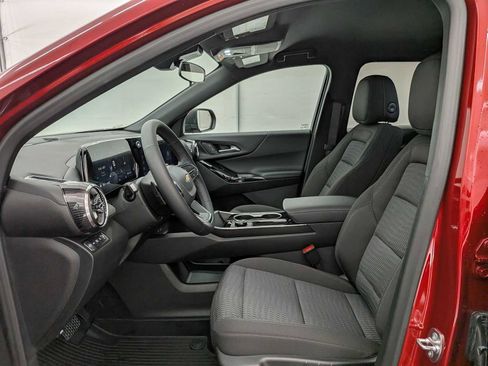 New 2026 Chevrolet Equinox LT image 16