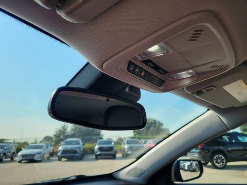 Used 2024 Chevrolet Malibu LT image 24