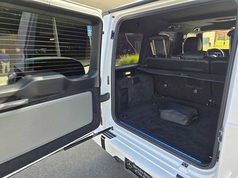 Used 2025 Mercedes-Benz G 580 w/ EQ Technology image 14