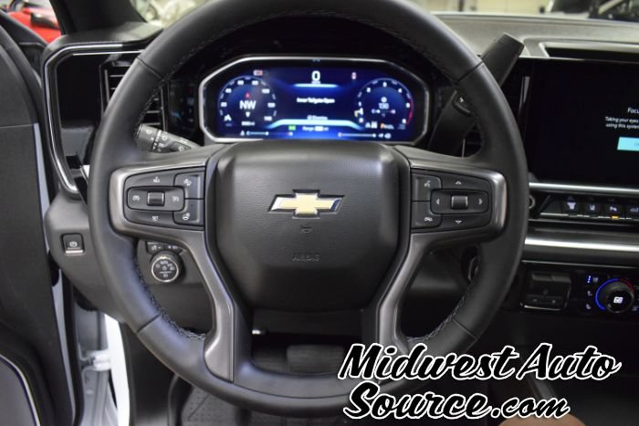 Used 2026 Chevrolet Silverado 3500 High Country w/ High Country Premium Package AWD/4WD image 23