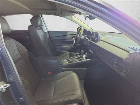 Used 2024 Honda Accord EX image 19