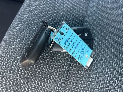 New 2026 GMC Acadia Elevation image 35