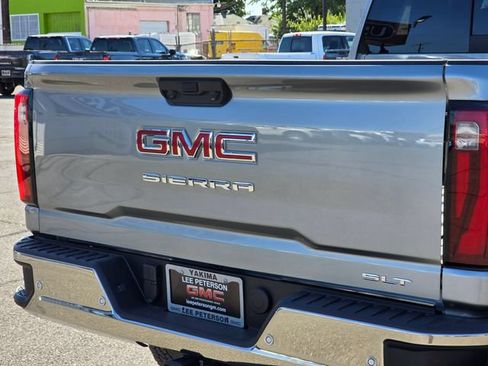 Used 2026 GMC Sierra 3500 SLT w/ SLT Premium Package AWD/4WD image 13