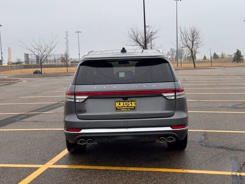 Used 2025 Lincoln Aviator Reserve w/ Illumination Package image 32