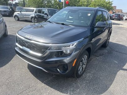 Used 2022 Kia Seltos EX