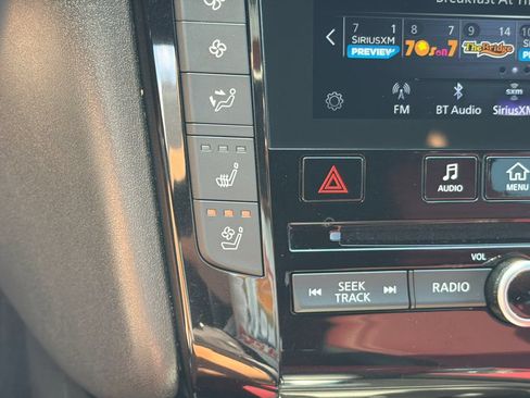 Used 2023 INFINITI QX50 Sport FWD image 34