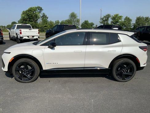 New 2025 Chevrolet Equinox EV RS image 10