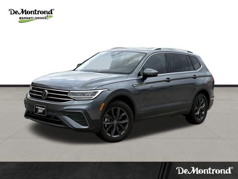 Used 2023 Volkswagen Tiguan SE FWD image 1