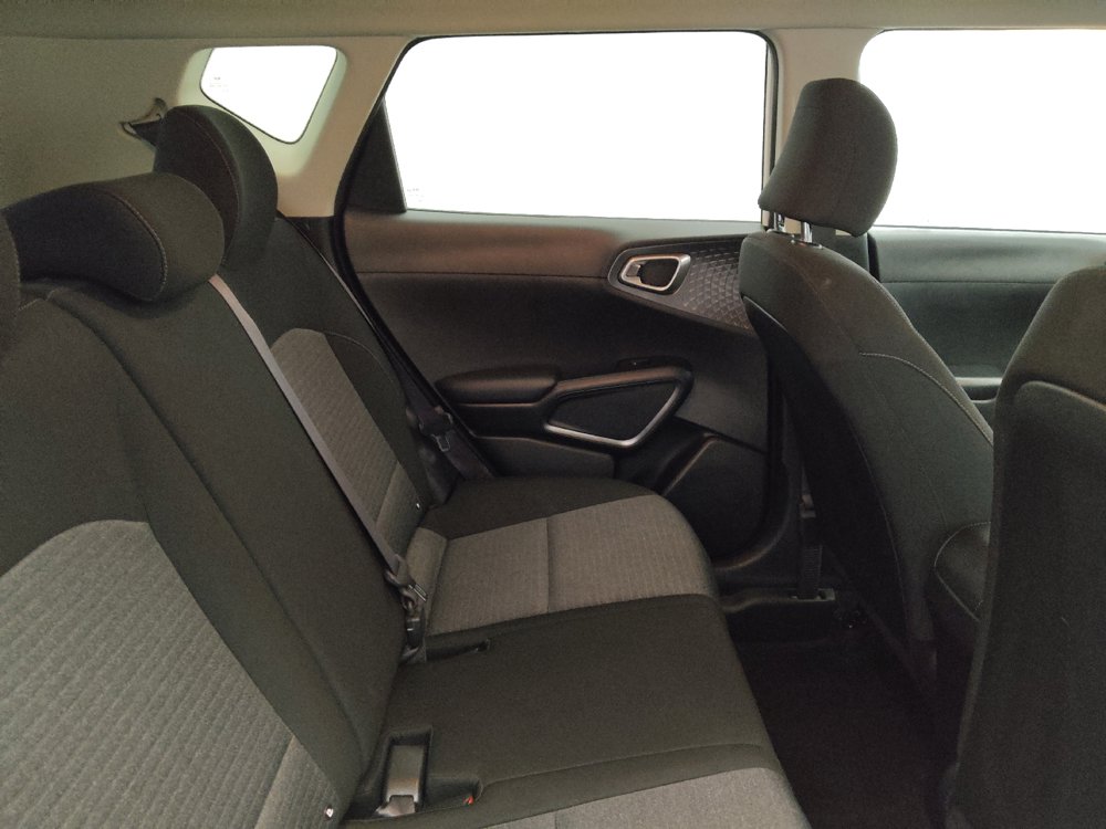 Used 2021 Kia Soul S FWD image 19