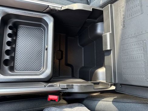 New 2026 RAM 1500 4x4 Crew Cab image 25