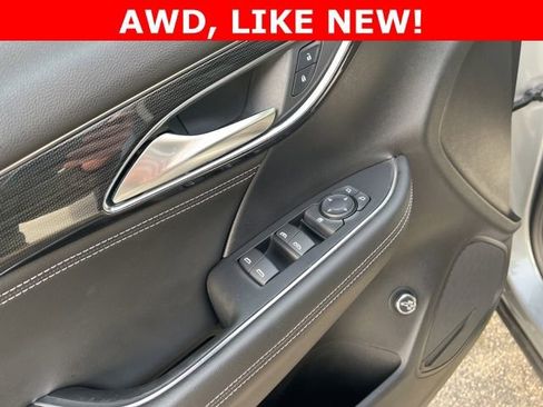 Used 2023 Buick Envision Preferred image 9