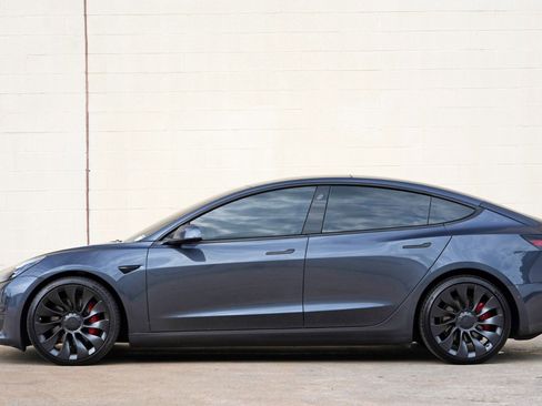 Used 2022 Tesla Model 3 Performance AWD/4WD image 9