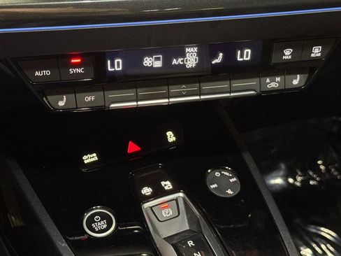 Used 2023 Audi Q4 e-tron Premium Plus w/ Premium Plus AWD/4WD image 20