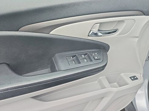 Used 2018 Honda Pilot EX-L image 13