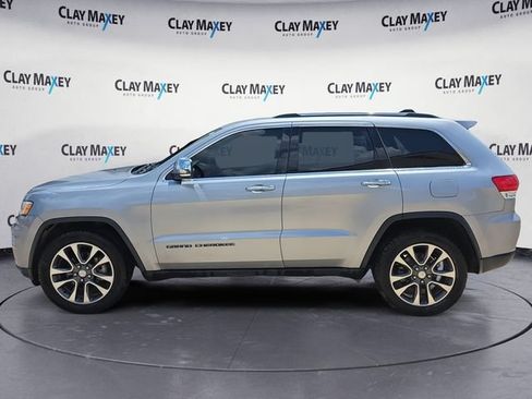 Used 2018 Jeep Grand Cherokee Limited AWD/4WD image 2