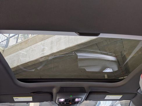 New 2025 Volkswagen GTI SE image 13