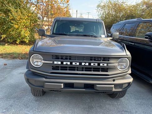 New 2025 Ford Bronco 4-Door image 5