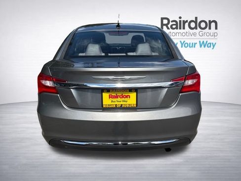 Used 2013 Chrysler 200 LX FWD image 6