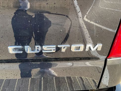 Used 2022 Chevrolet Silverado 1500 Custom RWD image 7