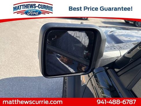 New 2025 Ford Bronco Badlands image 9