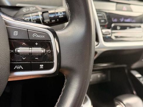 Used 2022 Kia Sorento SX AWD/4WD image 23