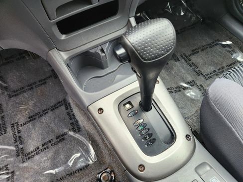 Used 2001 Toyota RAV4 4WD image 27