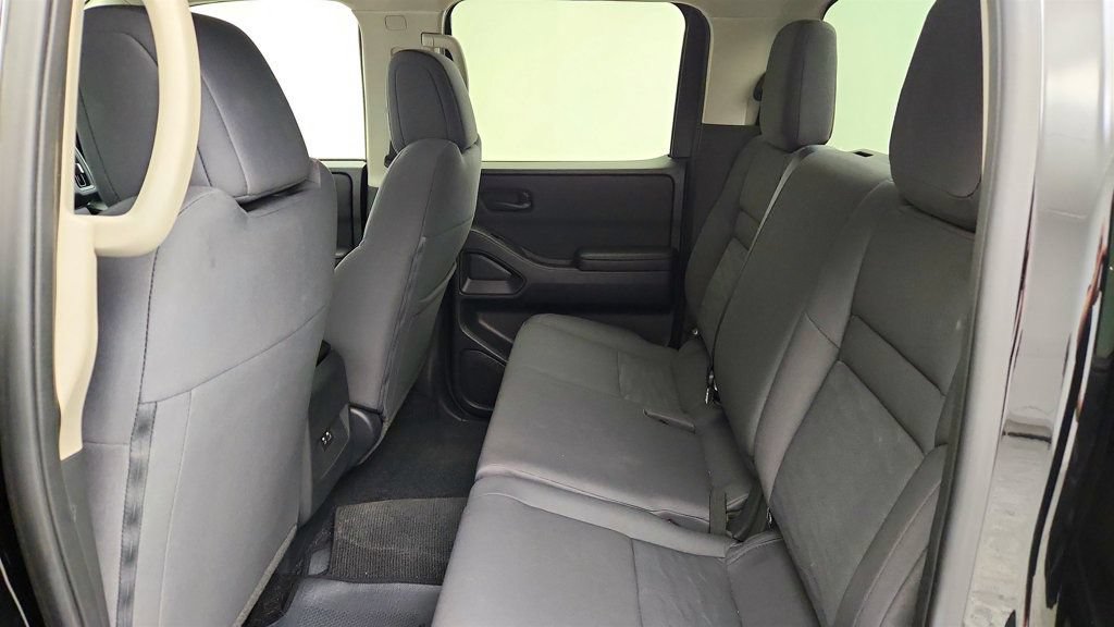 Used 2025 Nissan Frontier S AWD/4WD image 18