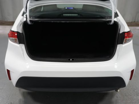 Certified 2024 Toyota Corolla LE image 31