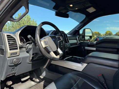 Used 2022 Ford F350 Lariat w/ FX4 Off-Road Package image 17