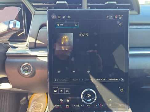 Used 2026 GMC Terrain Elevation AWD/4WD image 28