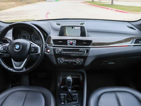 Used 2017 BMW X1 xDrive28i AWD/4WD image 25