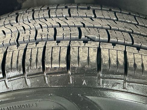 Used 2019 GMC Acadia Denali w/ Technology Package AWD/4WD image 59