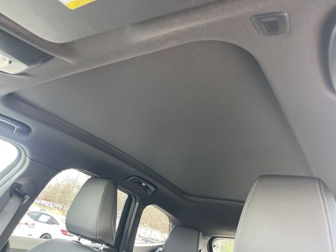 Certified 2025 BMW X1 xDrive28i w/ Convenience Package image 17