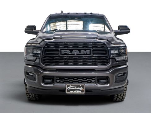 Used 2022 RAM 3500 Limited AWD/4WD image 3