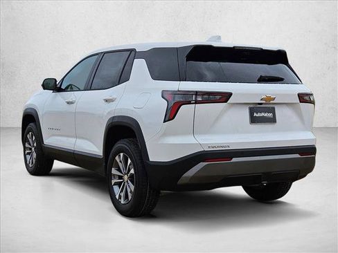 New 2026 Chevrolet Equinox LT w/ Safety and Technology Package FWD image 9