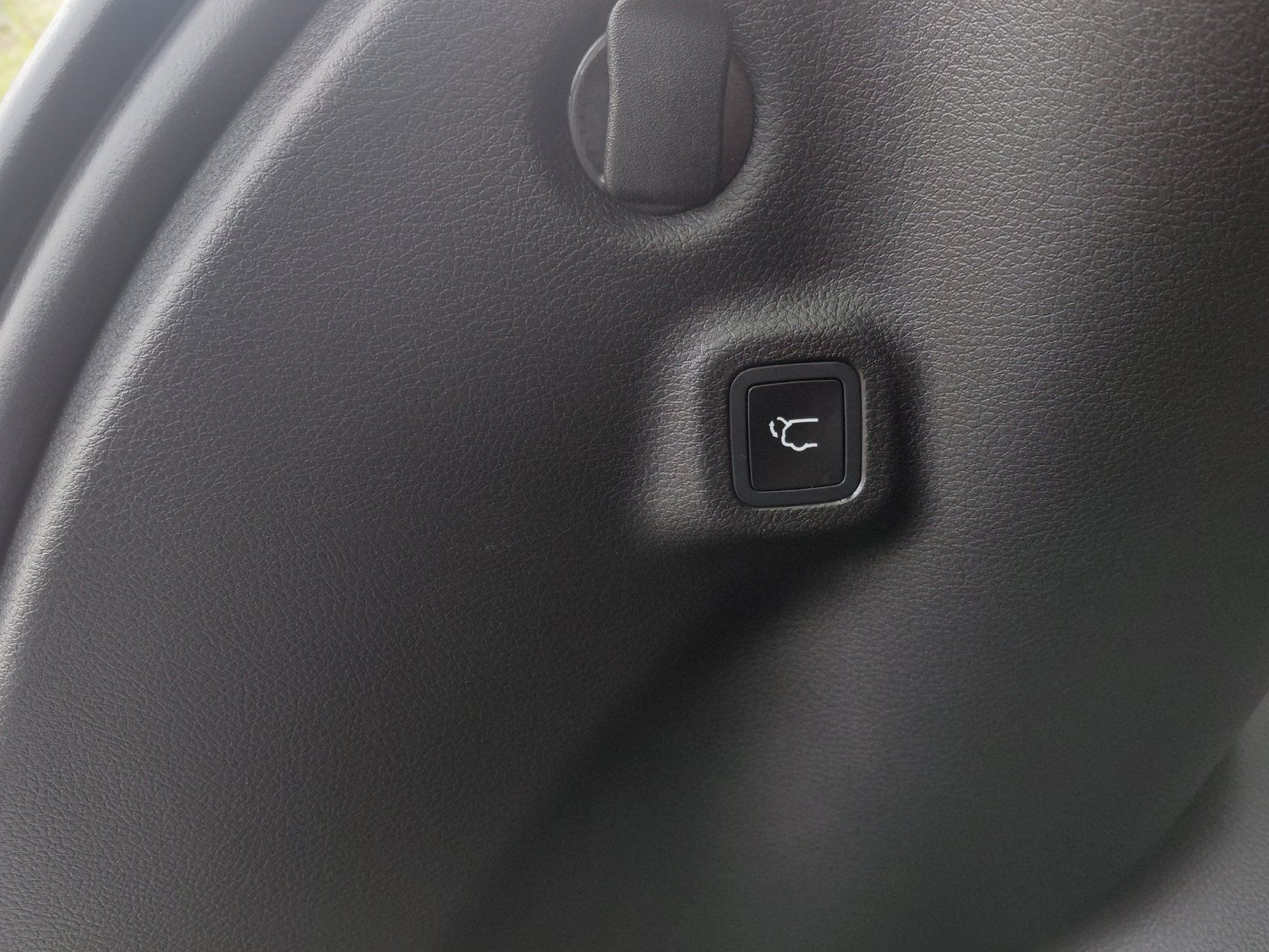 Used 2026 Jeep Compass Limited AWD/4WD image 13