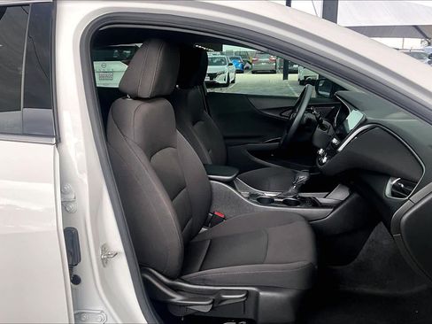 Used 2024 Chevrolet Malibu RS image 9