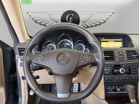 Used 2010 Mercedes-Benz E 550 Coupe image 12