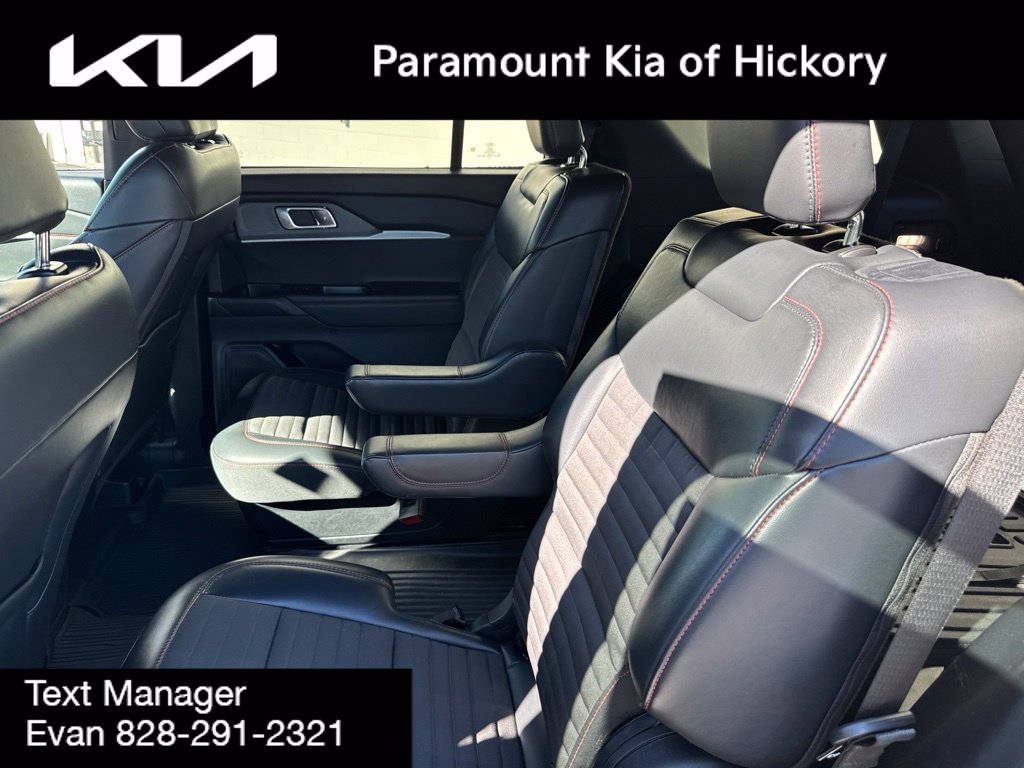 Used 2025 Ford Explorer ST-Line AWD/4WD image 15