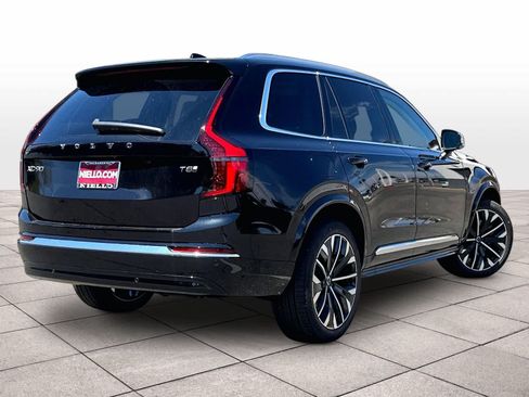 New 2026 Volvo XC90 T8 Ultra w/ Protection Package AWD/4WD image 4