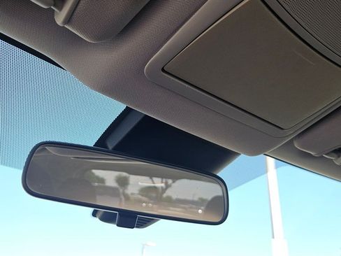 Used 2019 Nissan Rogue S FWD image 14